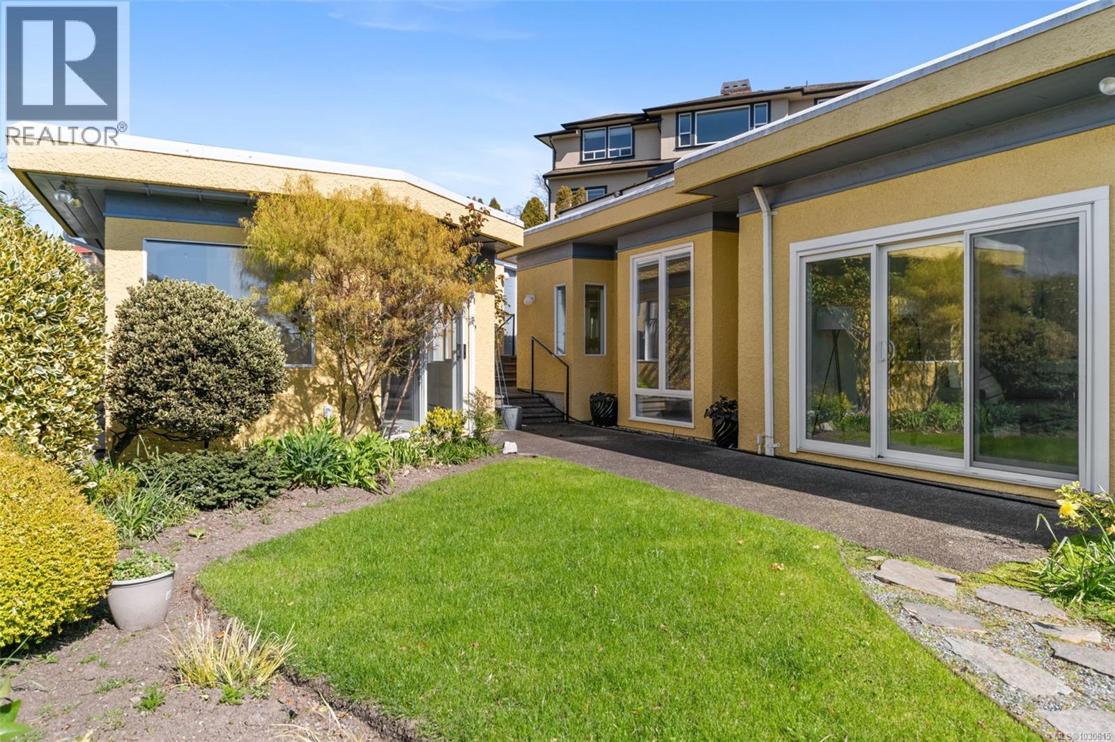 312 Clifton Terr - 19