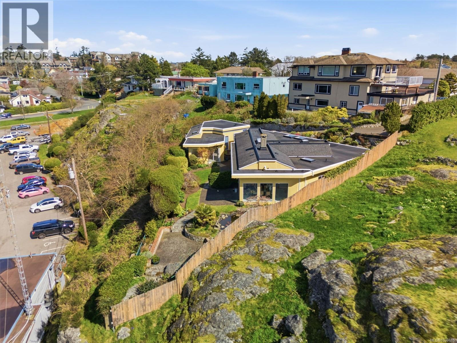 312 Clifton Terr - 6