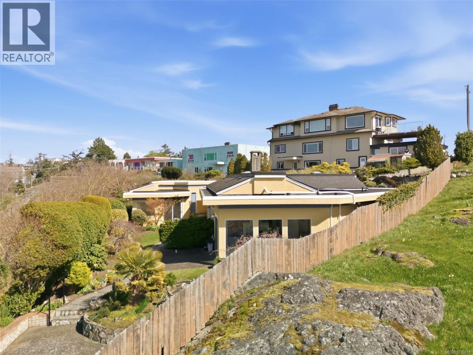312 Clifton Terr - 23