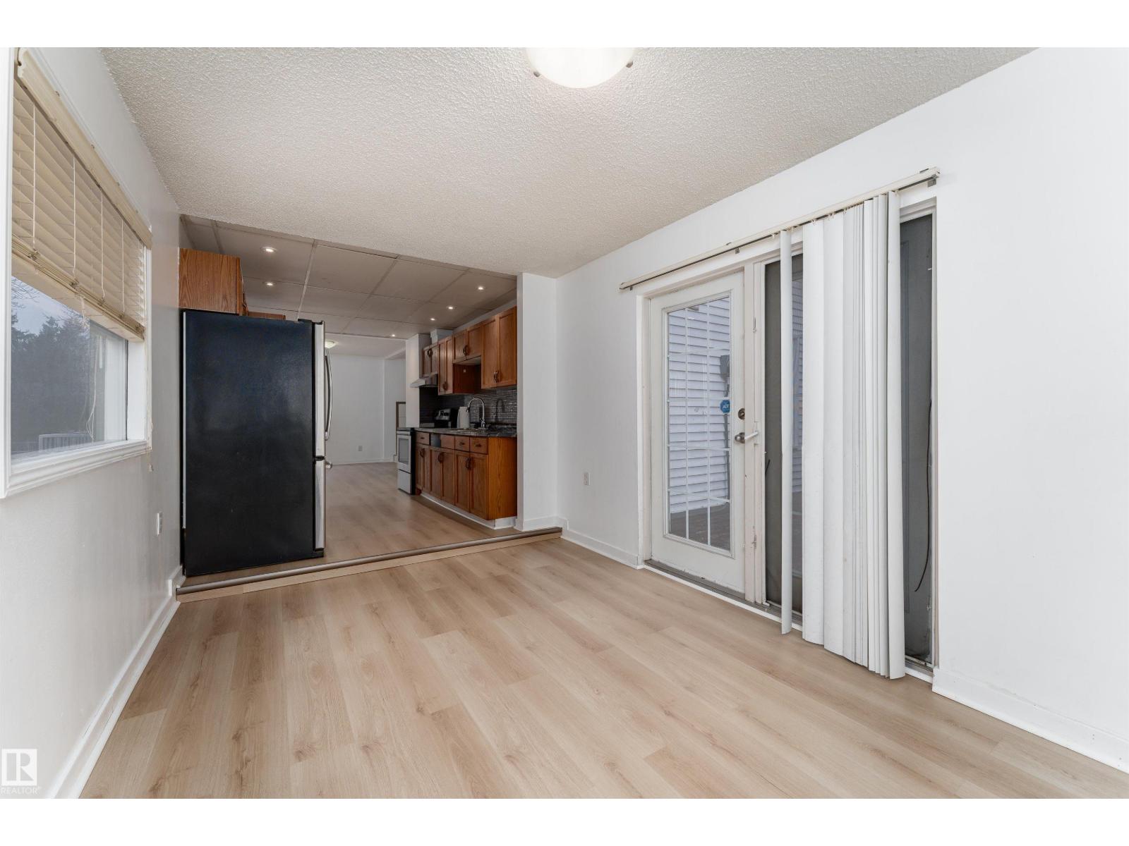 11817 44 ST NW, Edmonton