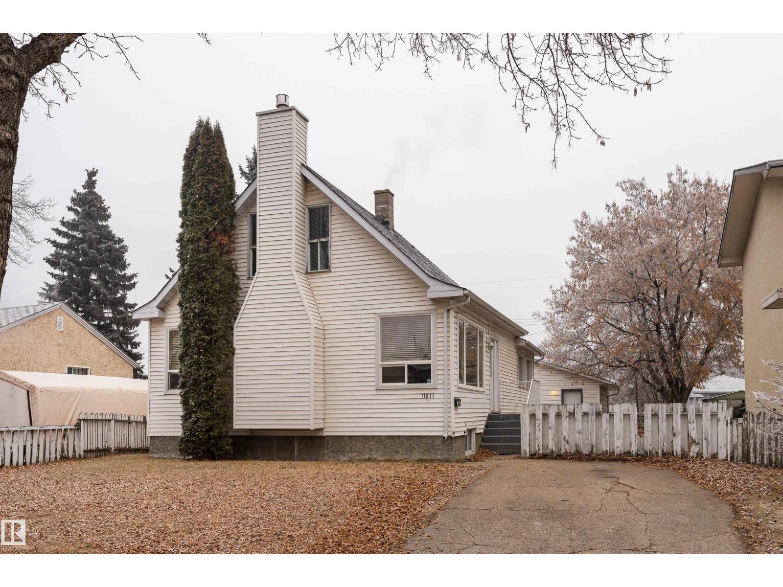 11817 44 ST NW, Edmonton