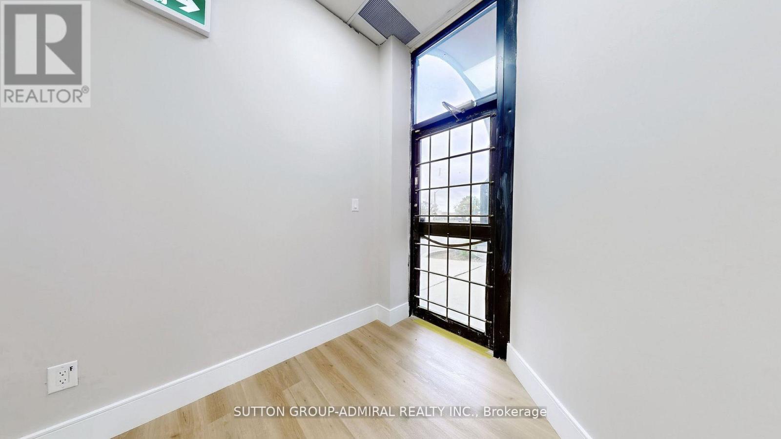 18 AND 19 - 800 PETROLIA ROAD