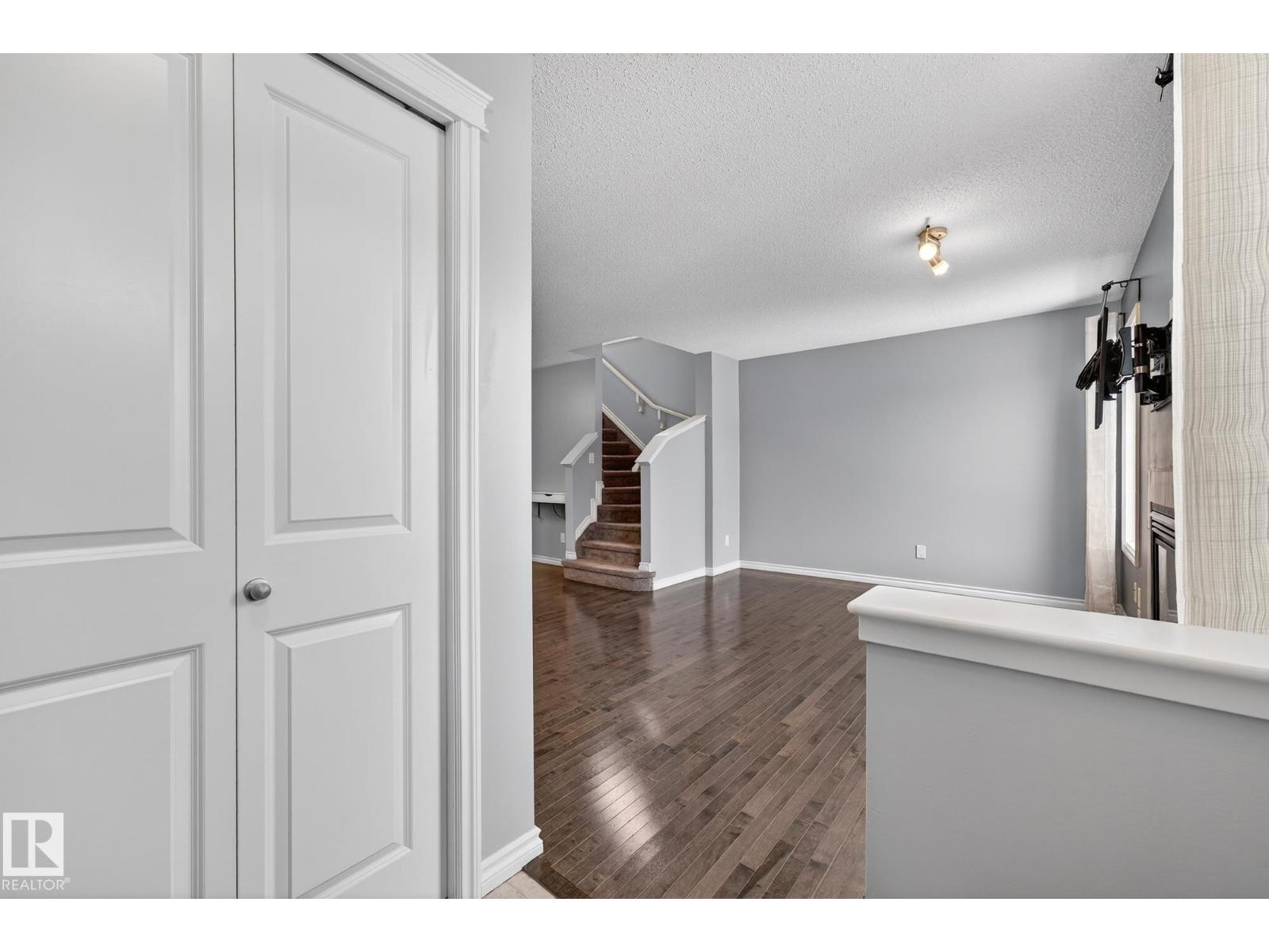 21406 94A AV NW, Edmonton