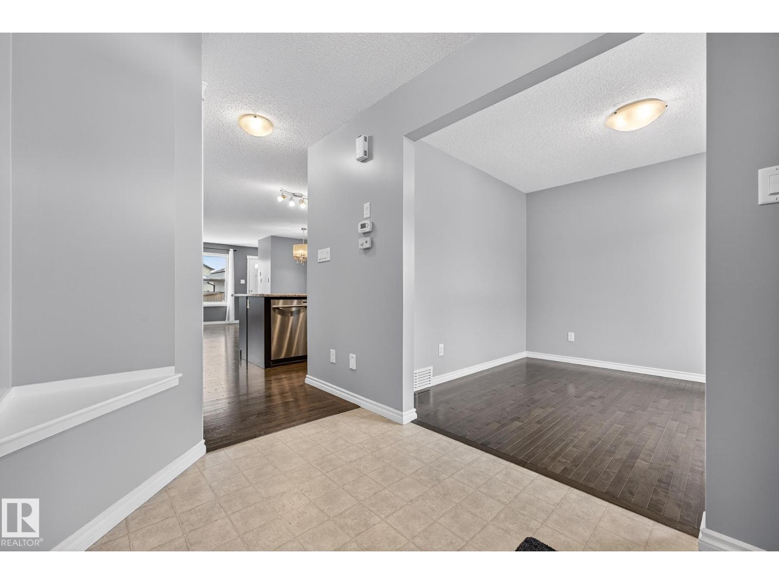 21406 94A AV NW, Edmonton