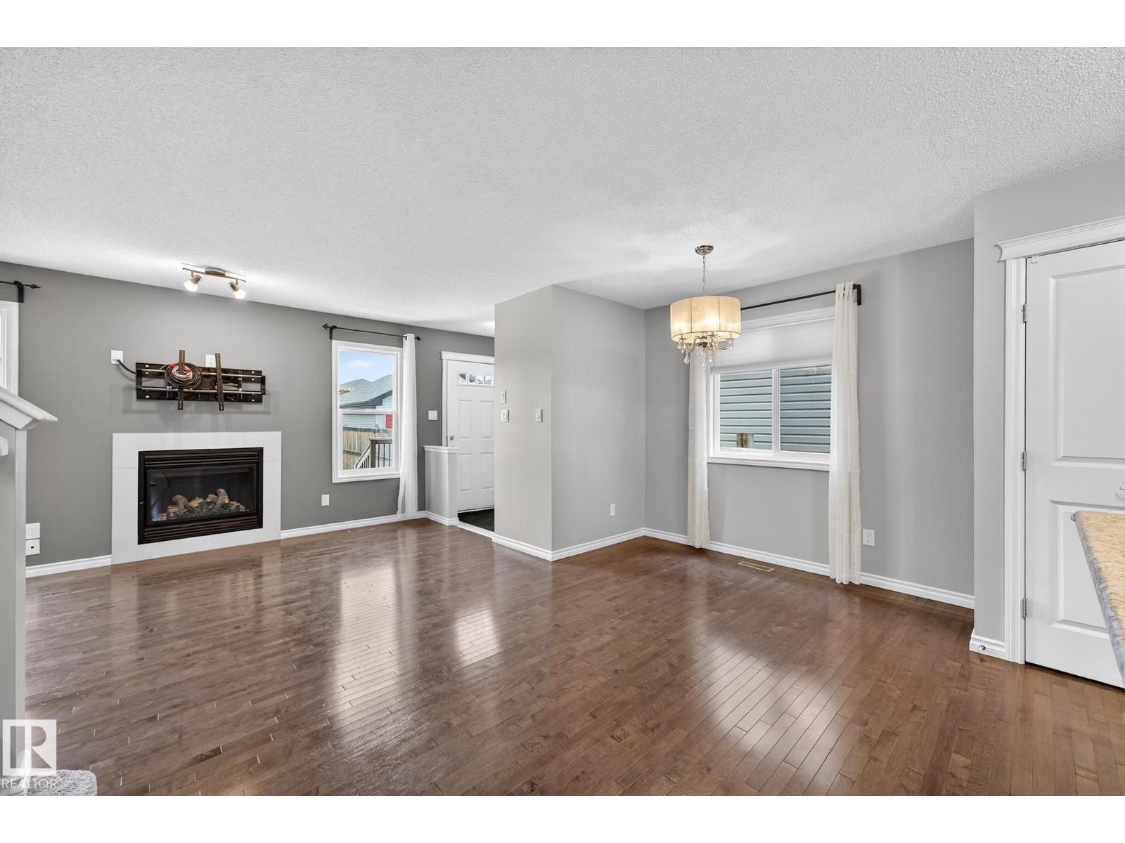 21406 94A AV NW, Edmonton