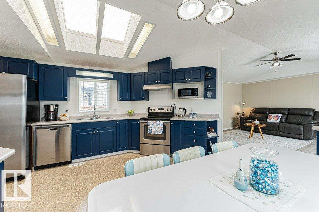 1590 Jubilee Dr, Sherwood Park