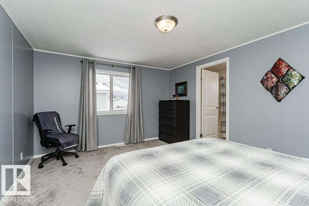 1590 Jubilee Dr, Sherwood Park