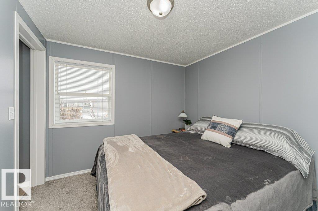 1590 Jubilee Dr, Sherwood Park