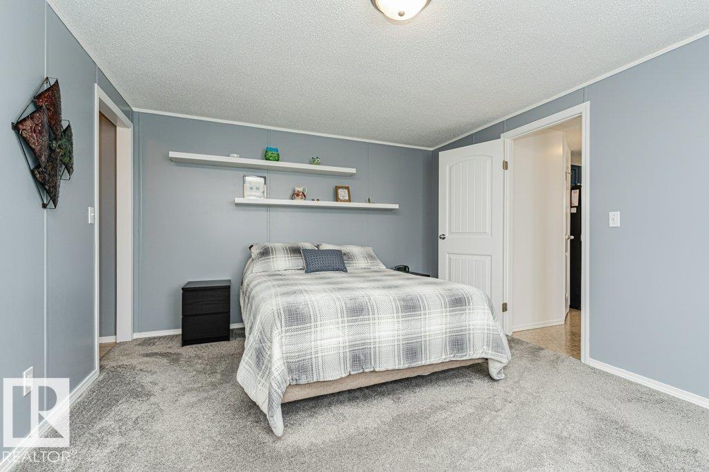 1590 Jubilee Dr, Sherwood Park
