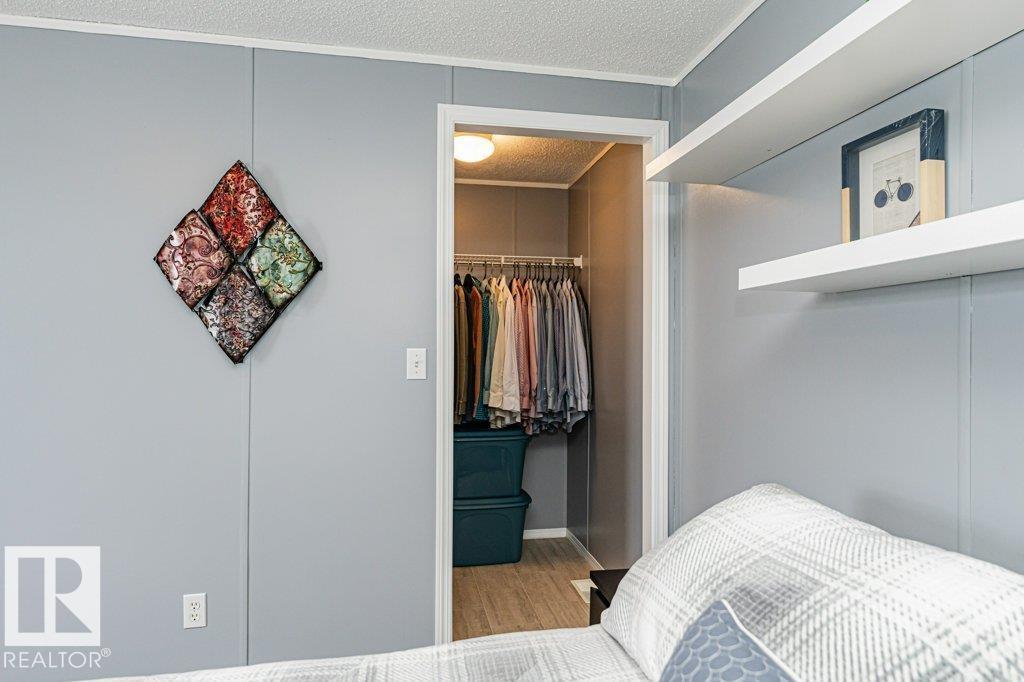 1590 Jubilee Dr, Sherwood Park