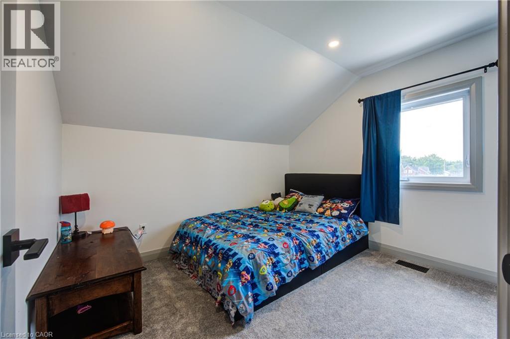 140 WINSTANLEY Street - 21