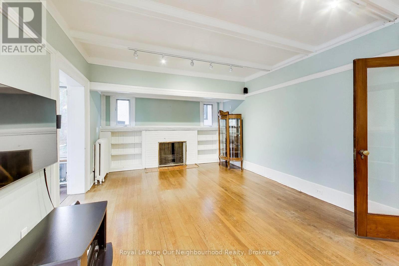 166 LYTTON BOULEVARD - 7