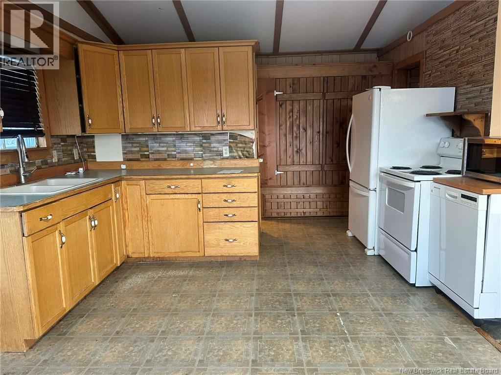 3969 Route 122 - Image 6