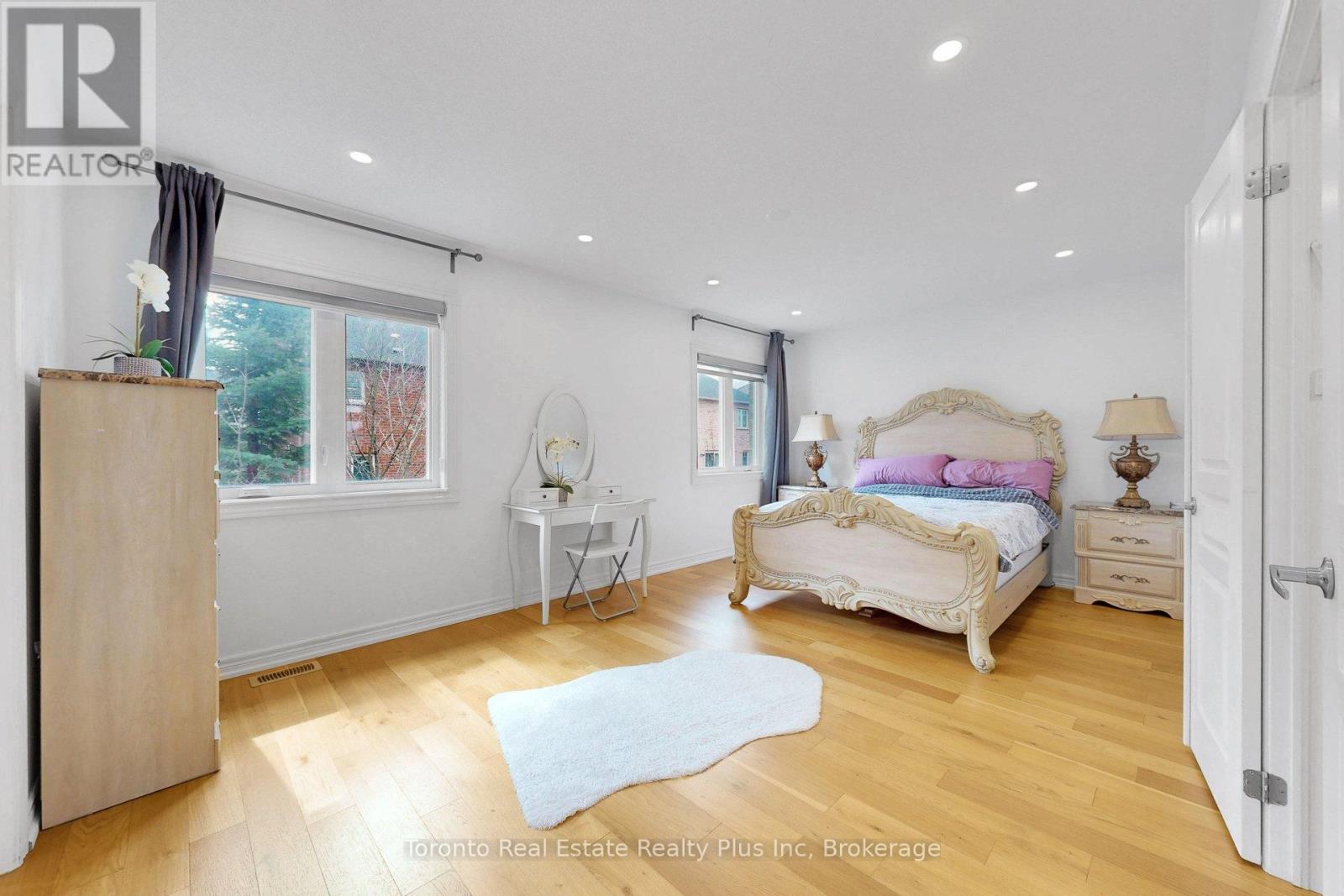 14 RIEL DRIVE - 19