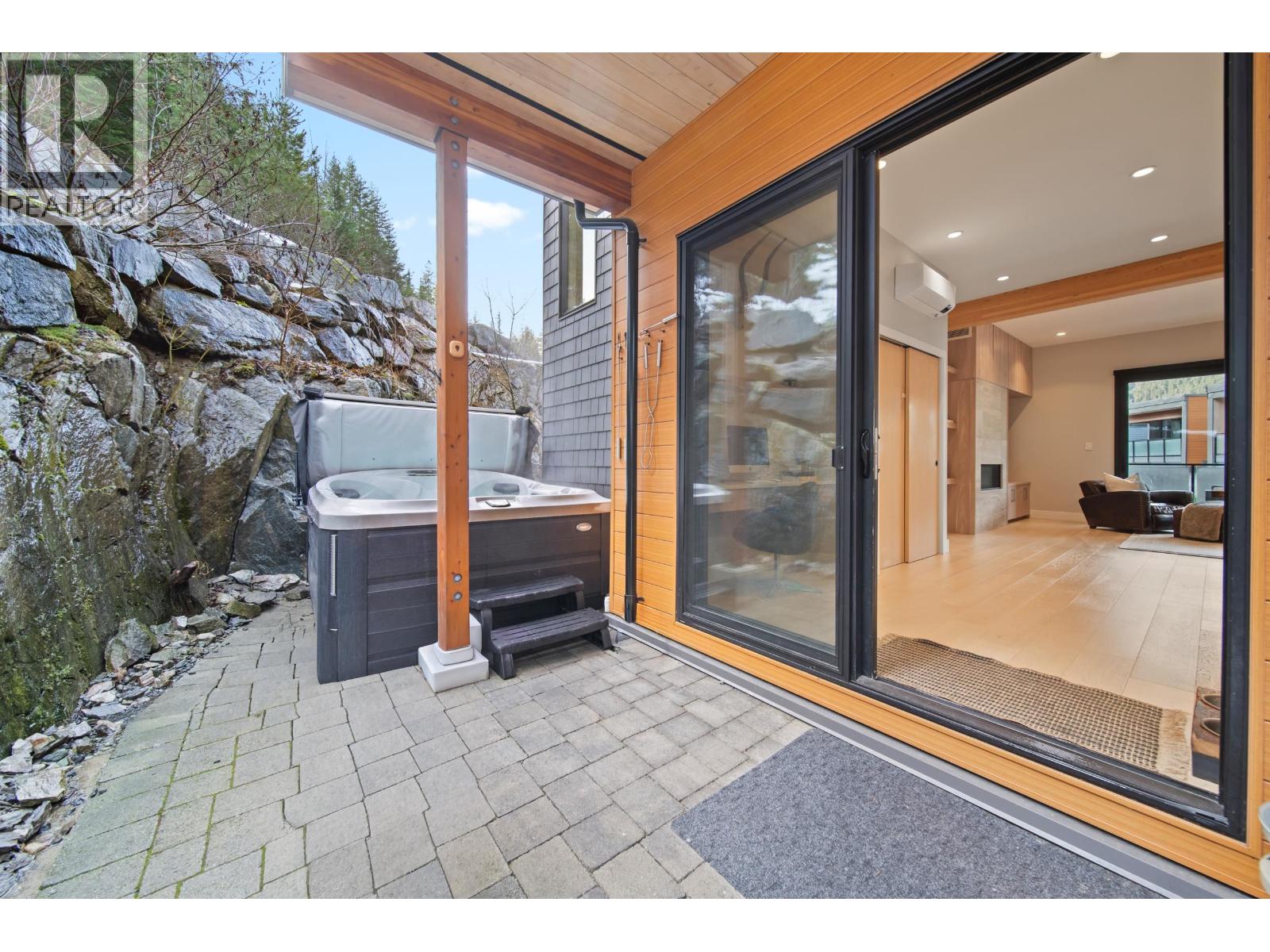 4 1350 CLOUDBURST DRIVE, Whistler