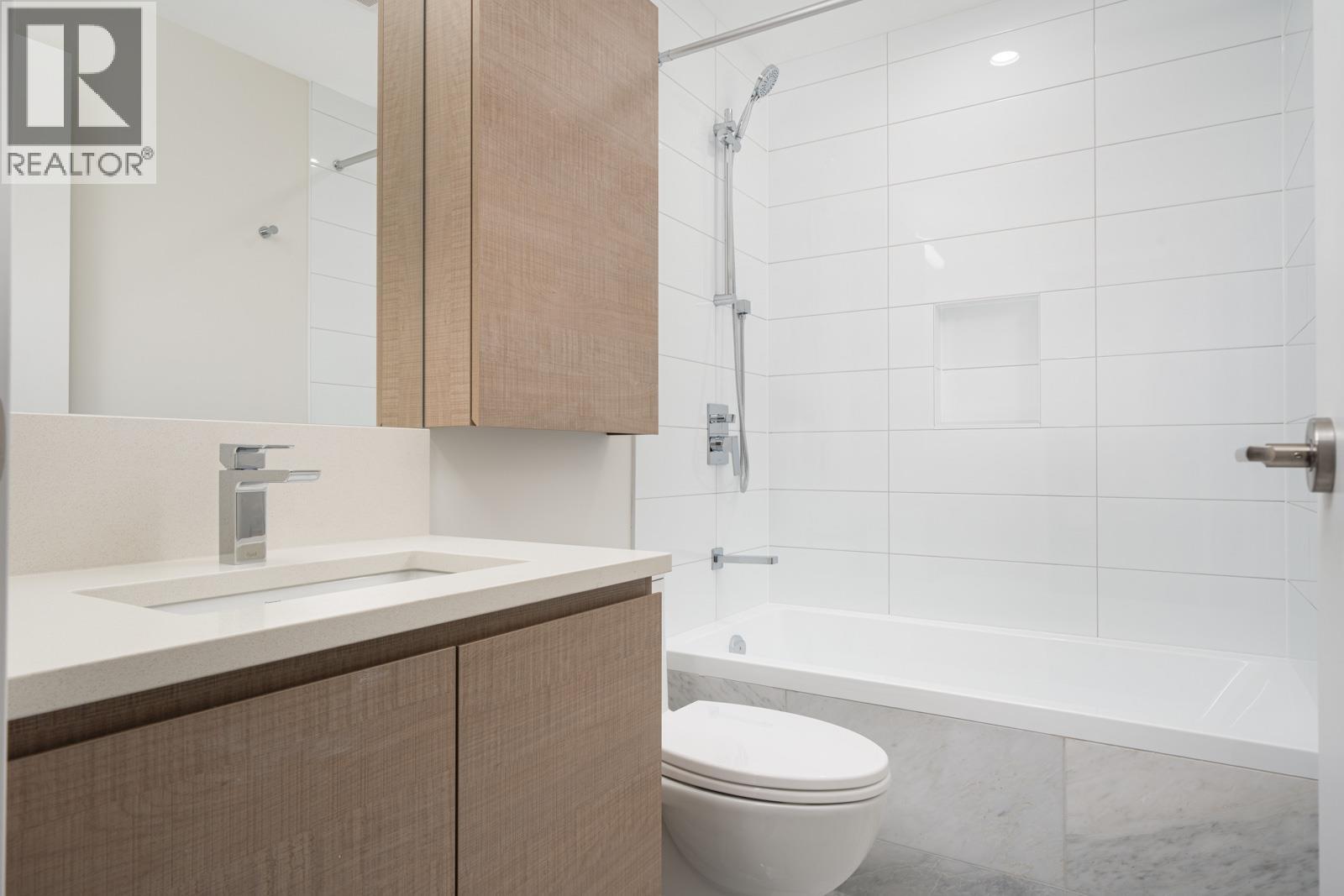 3201 4168 LOUGHEED HIGHWAY, Burnaby