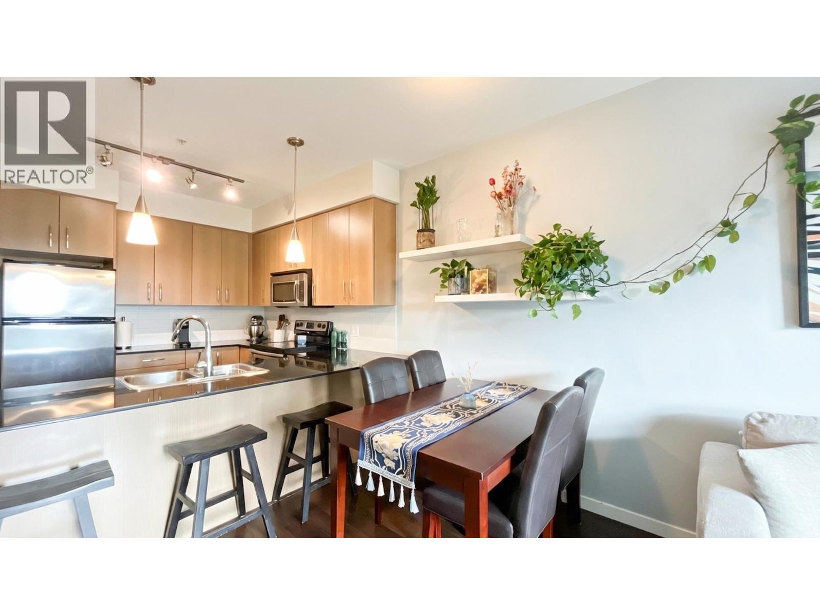 308 22290 NORTH AVENUE, Maple Ridge