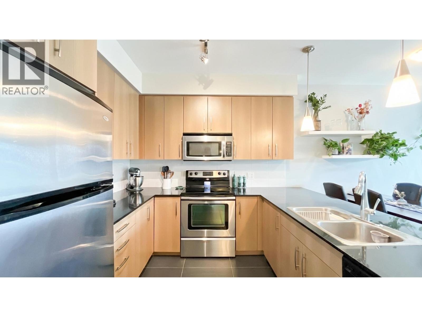 308 22290 NORTH AVENUE, Maple Ridge