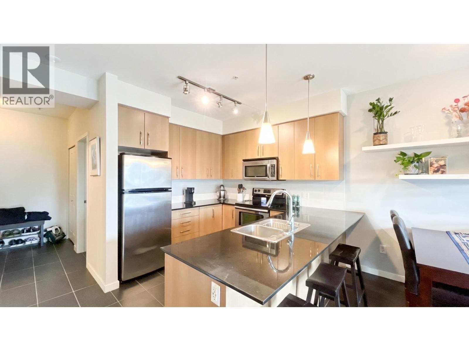 308 22290 NORTH AVENUE, Maple Ridge