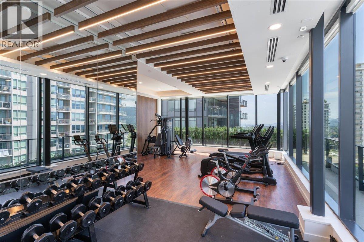 1004 135 E 13TH STREET, North Vancouver