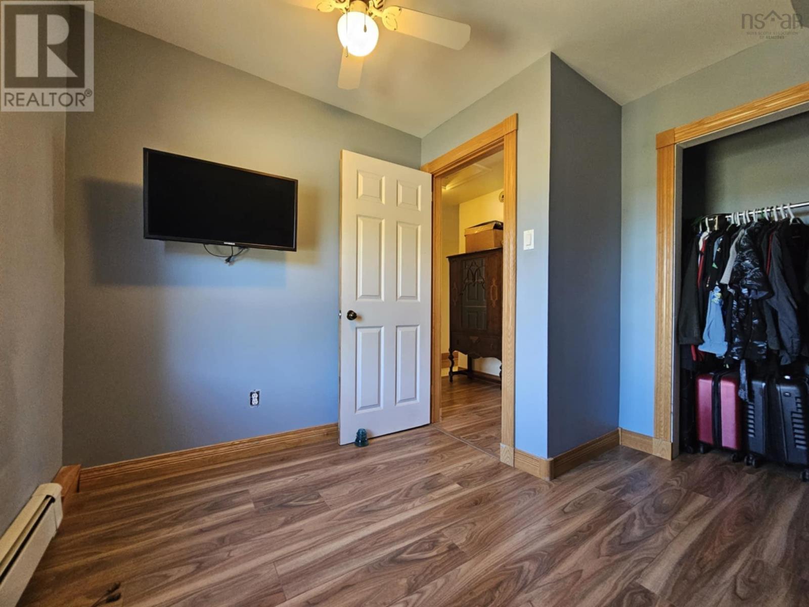 2661 Foxbrook Road - 47