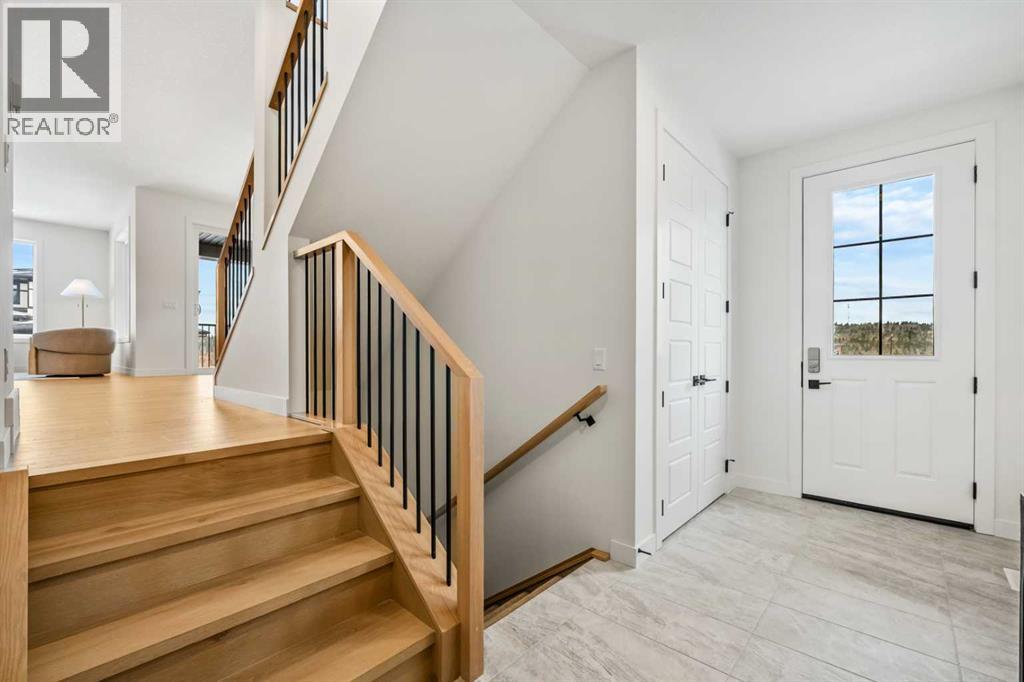 28 Sunvalley View, Cochrane