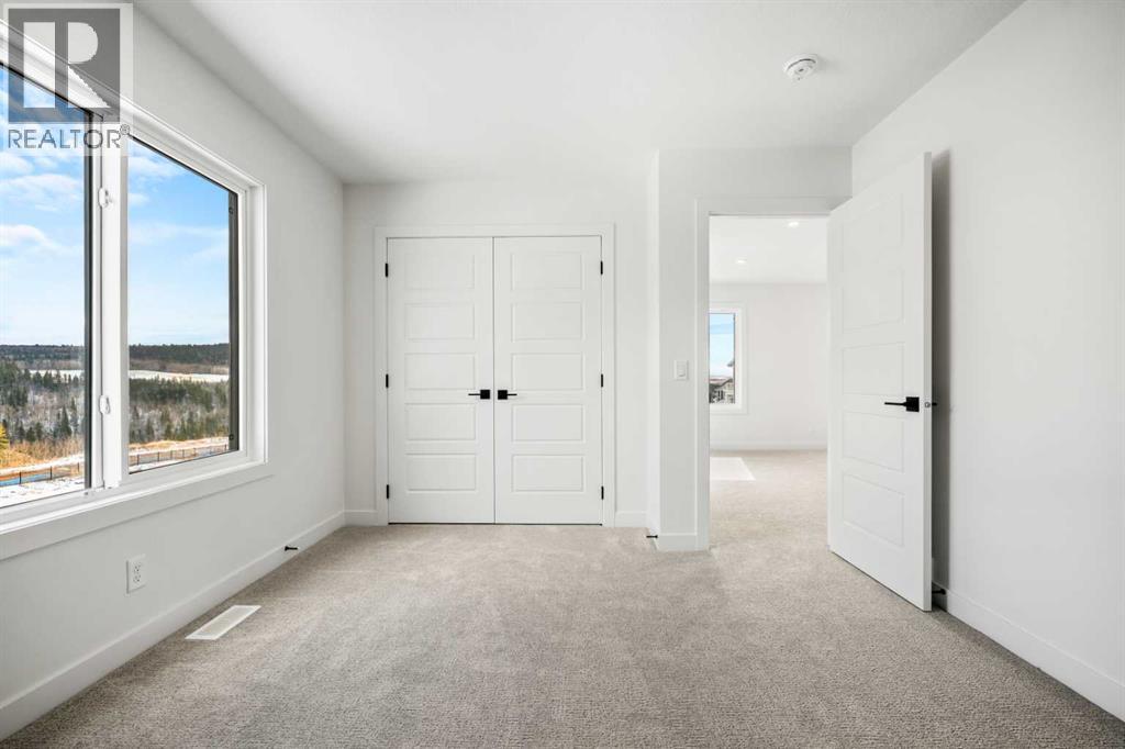 28 Sunvalley View, Cochrane