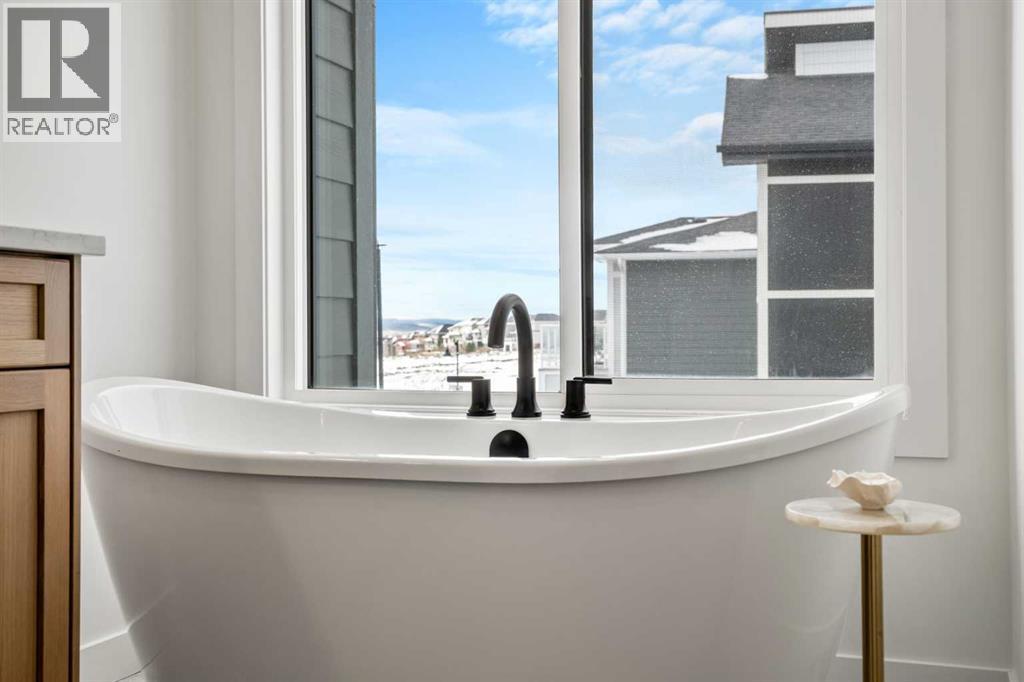 28 Sunvalley View, Cochrane