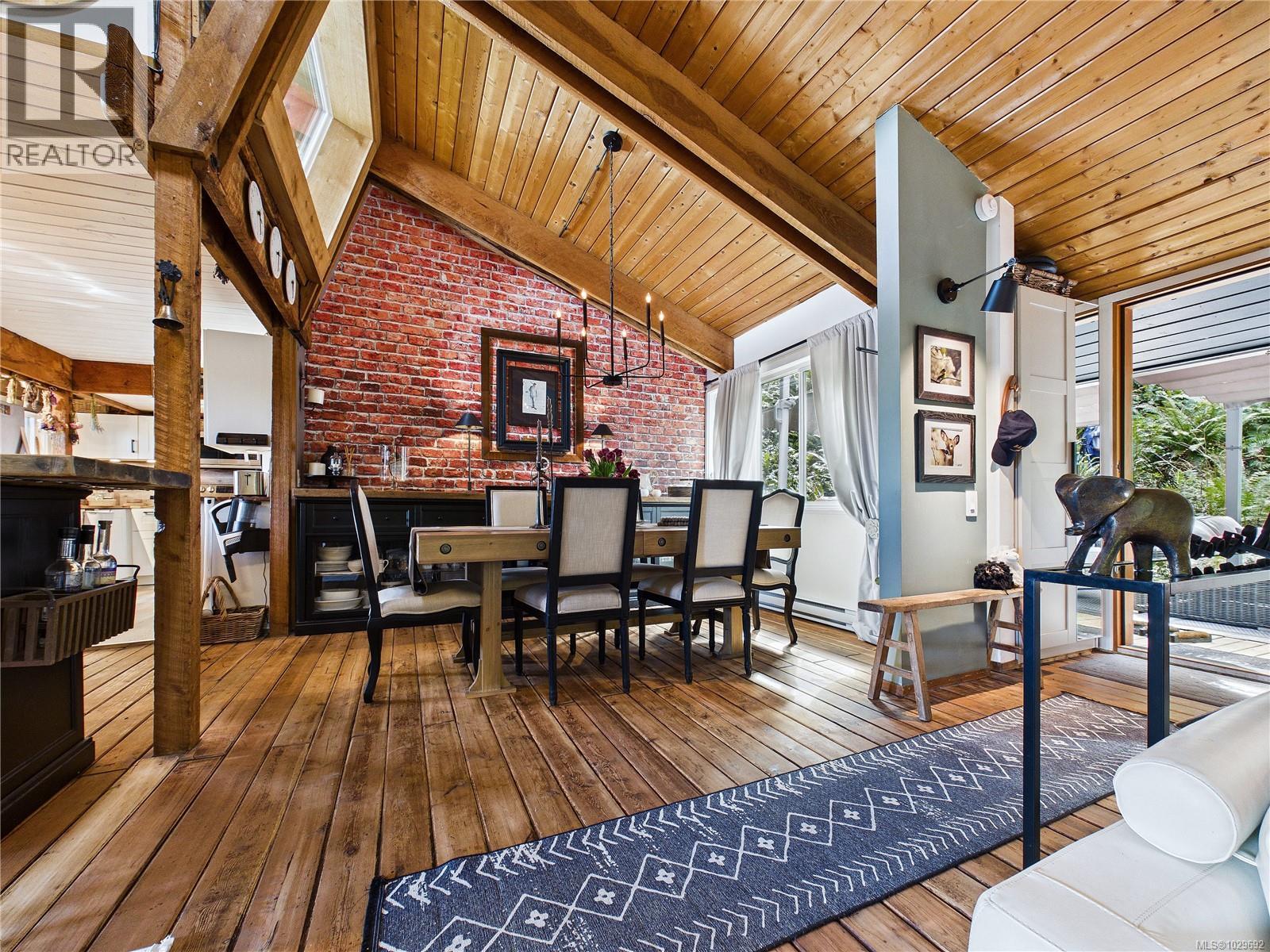 182 Devine Dr, Salt Spring