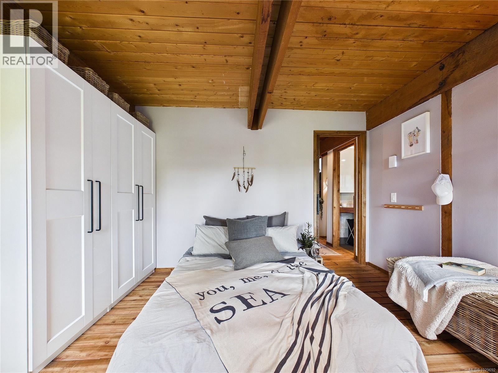 182 Devine Dr, Salt Spring