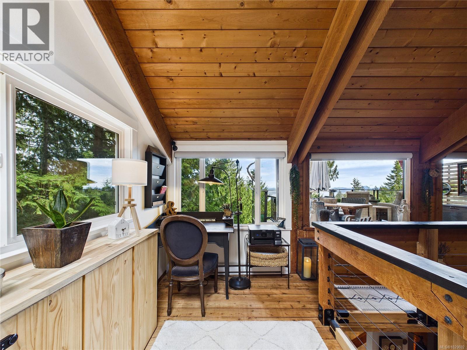 182 Devine Dr, Salt Spring