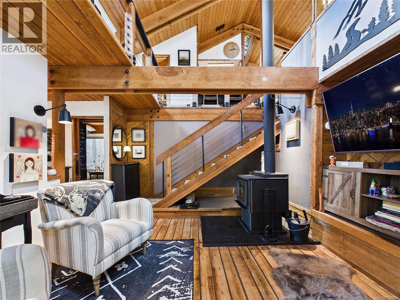 182 Devine Dr, Salt Spring