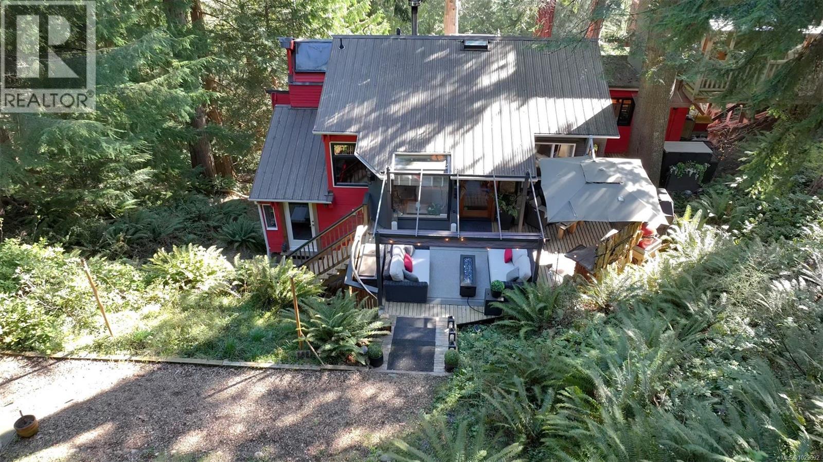 182 Devine Dr, Salt Spring