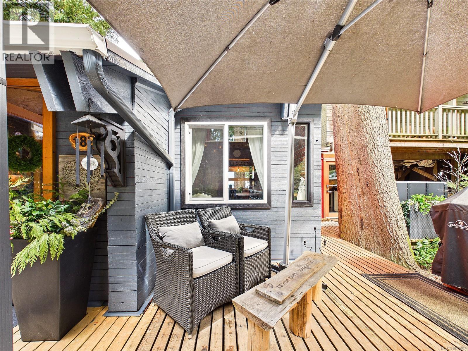 182 Devine Dr, Salt Spring