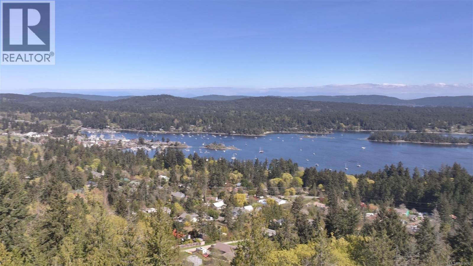 182 Devine Dr, Salt Spring