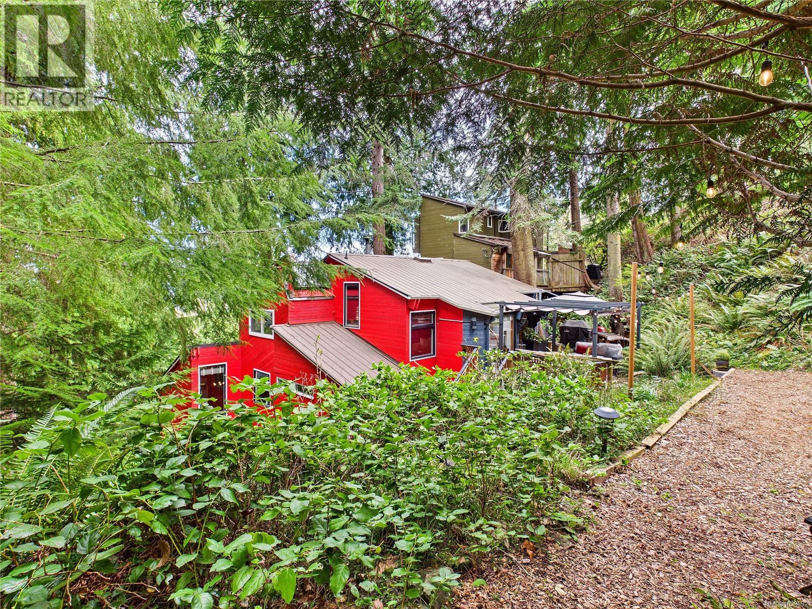 182 Devine Dr, Salt Spring