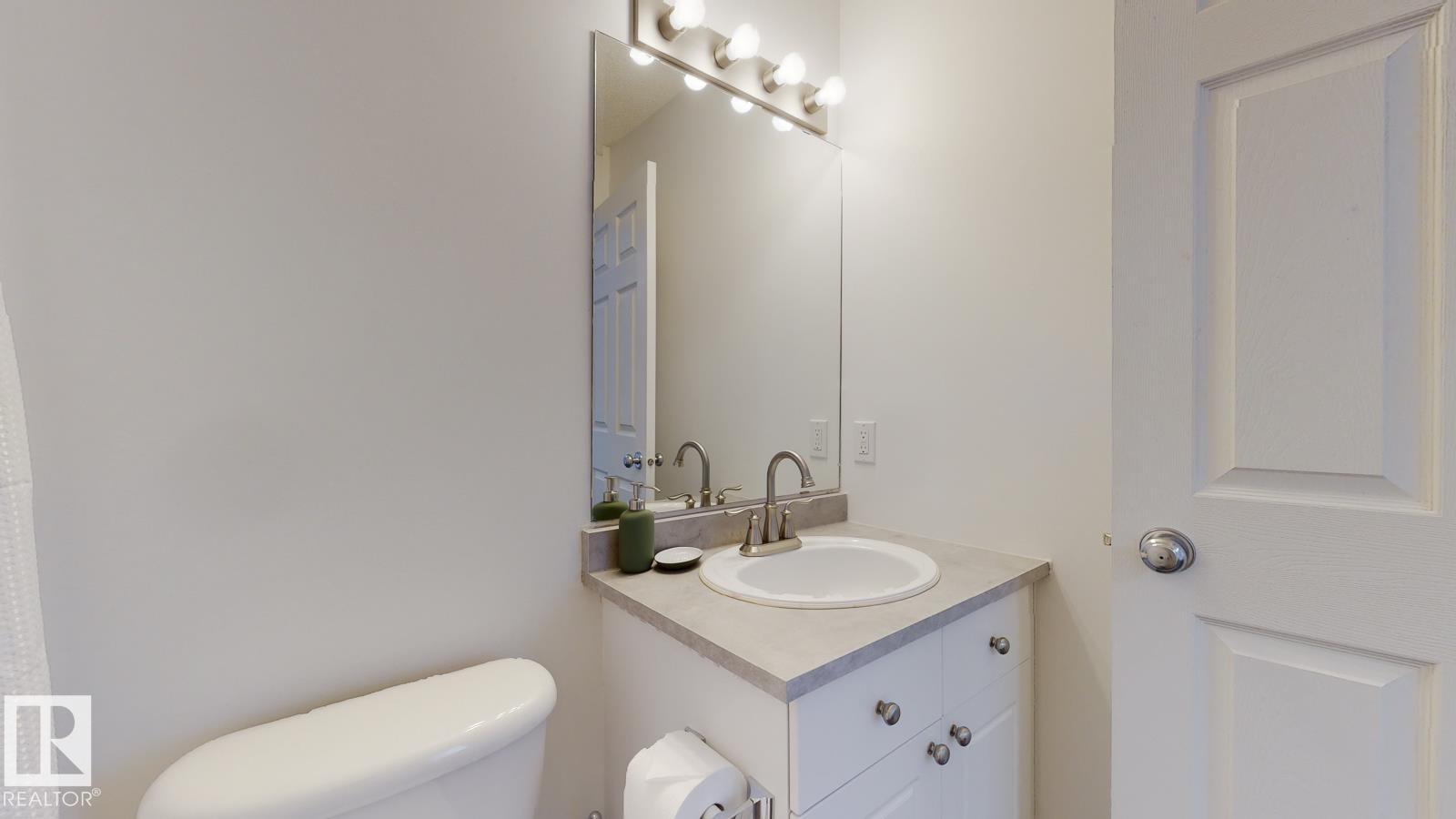 #52 10909 106 ST NW, Edmonton