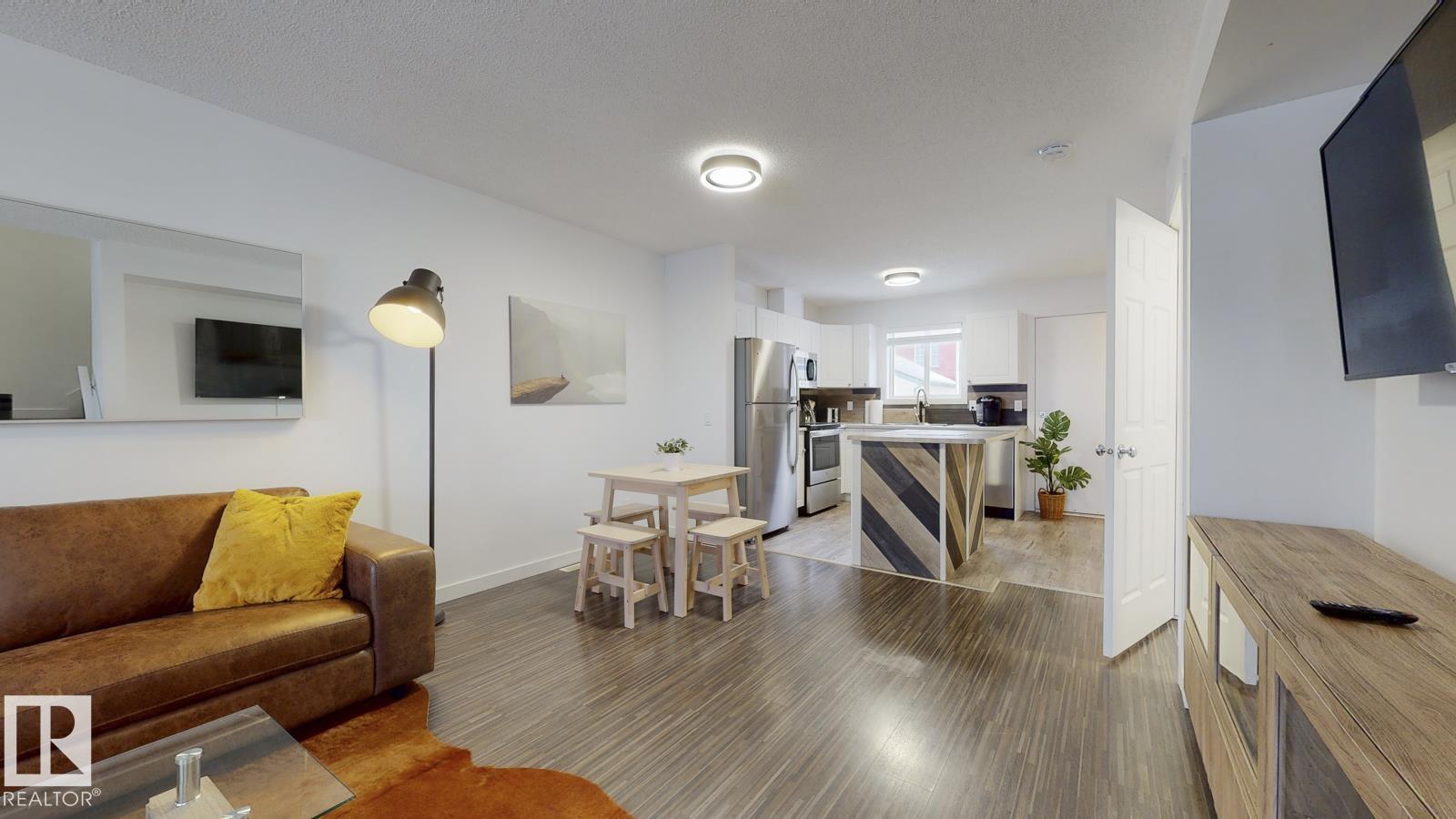 #52 10909 106 ST NW, Edmonton