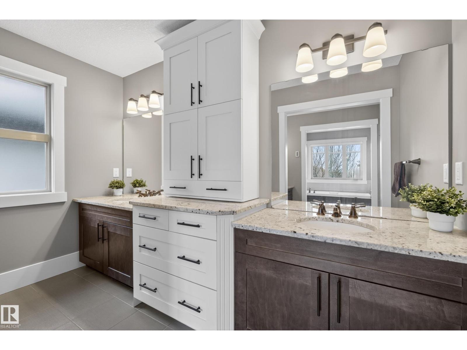 2003 AINSLIE LINK LI SW, Edmonton