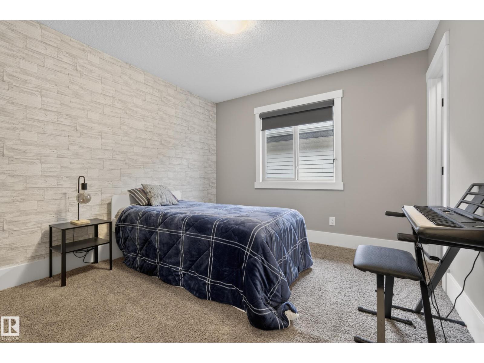 2003 AINSLIE LINK LI SW, Edmonton