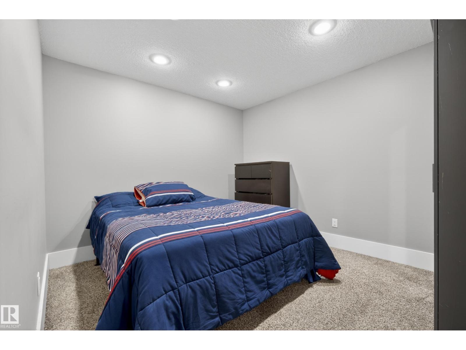 2003 AINSLIE LINK LI SW, Edmonton