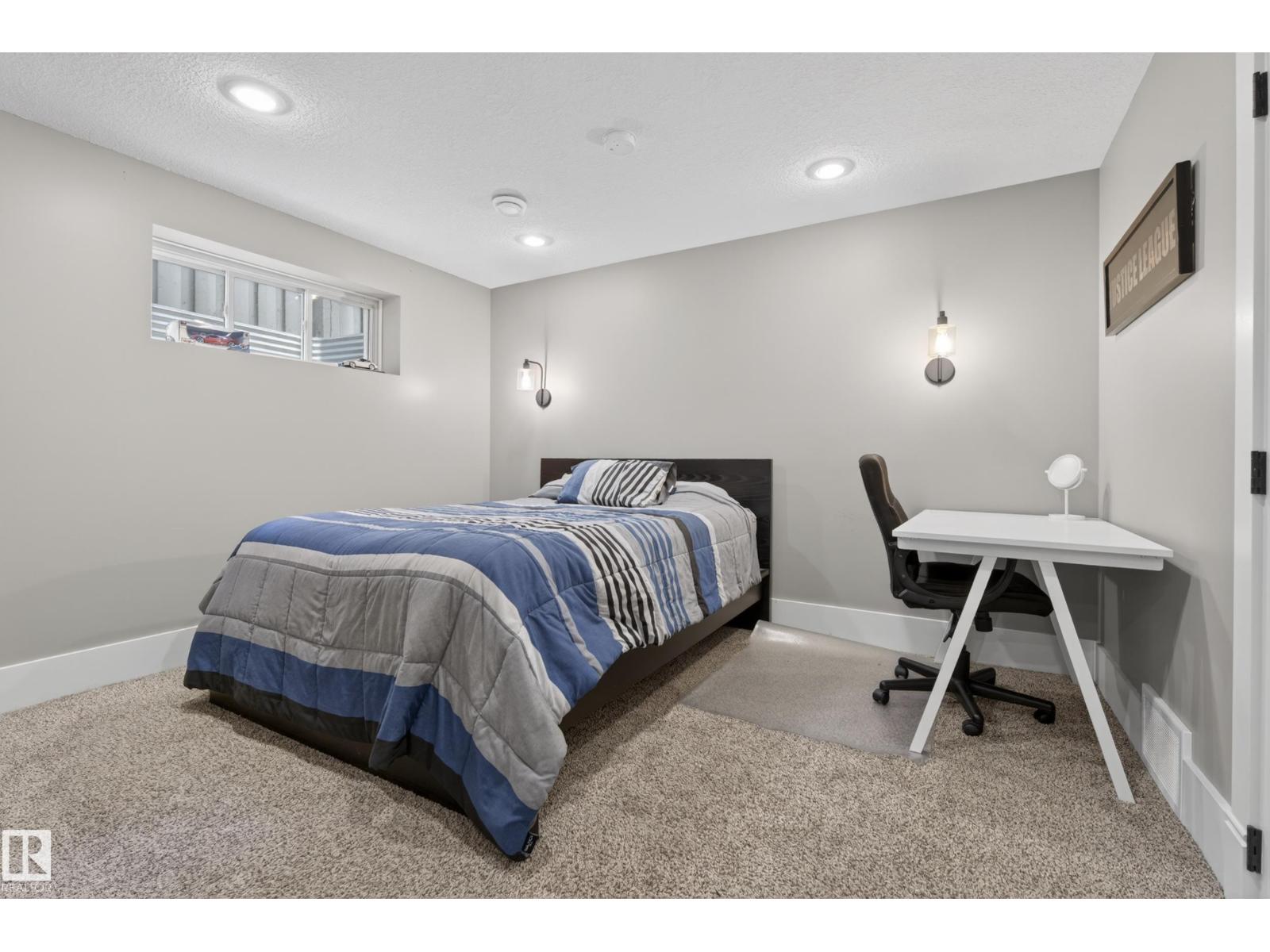 2003 AINSLIE LINK LI SW, Edmonton