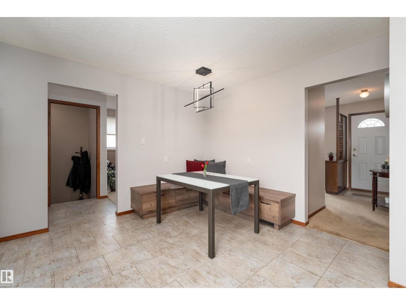 8326 98 AV, Fort Saskatchewan