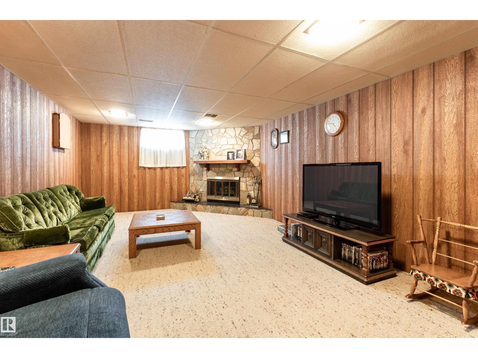 8326 98 AV, Fort Saskatchewan