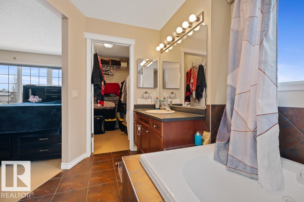 89 Erin Ridge DR, St. Albert