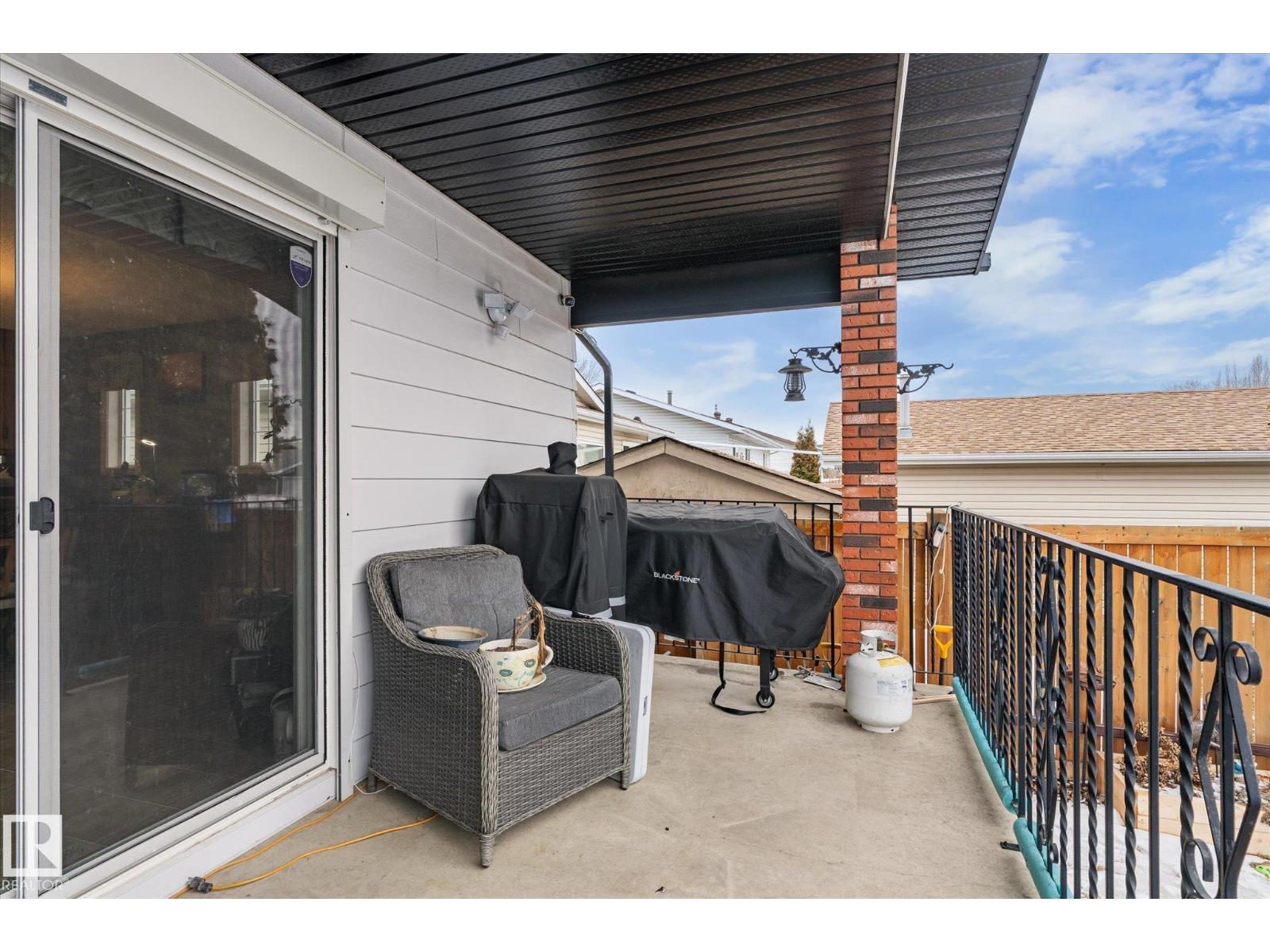 8427 152B AV NW, Edmonton