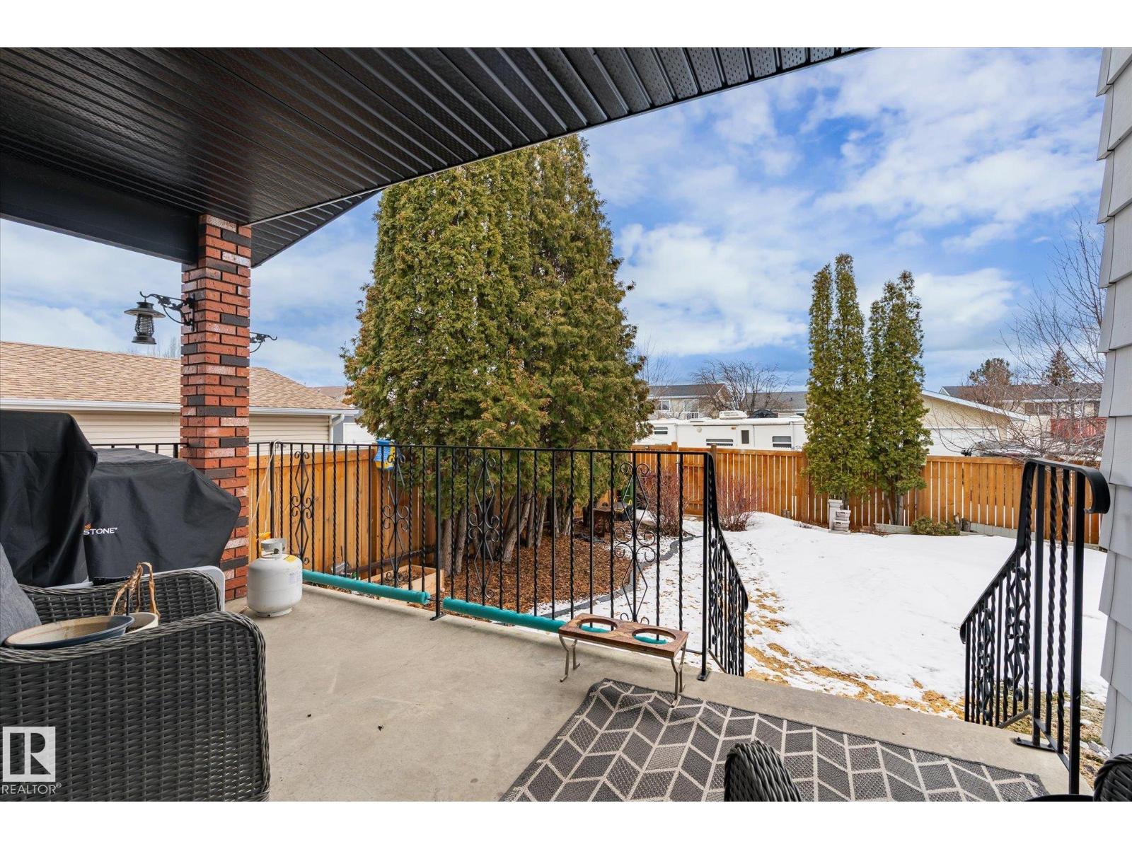 8427 152B AV NW, Edmonton