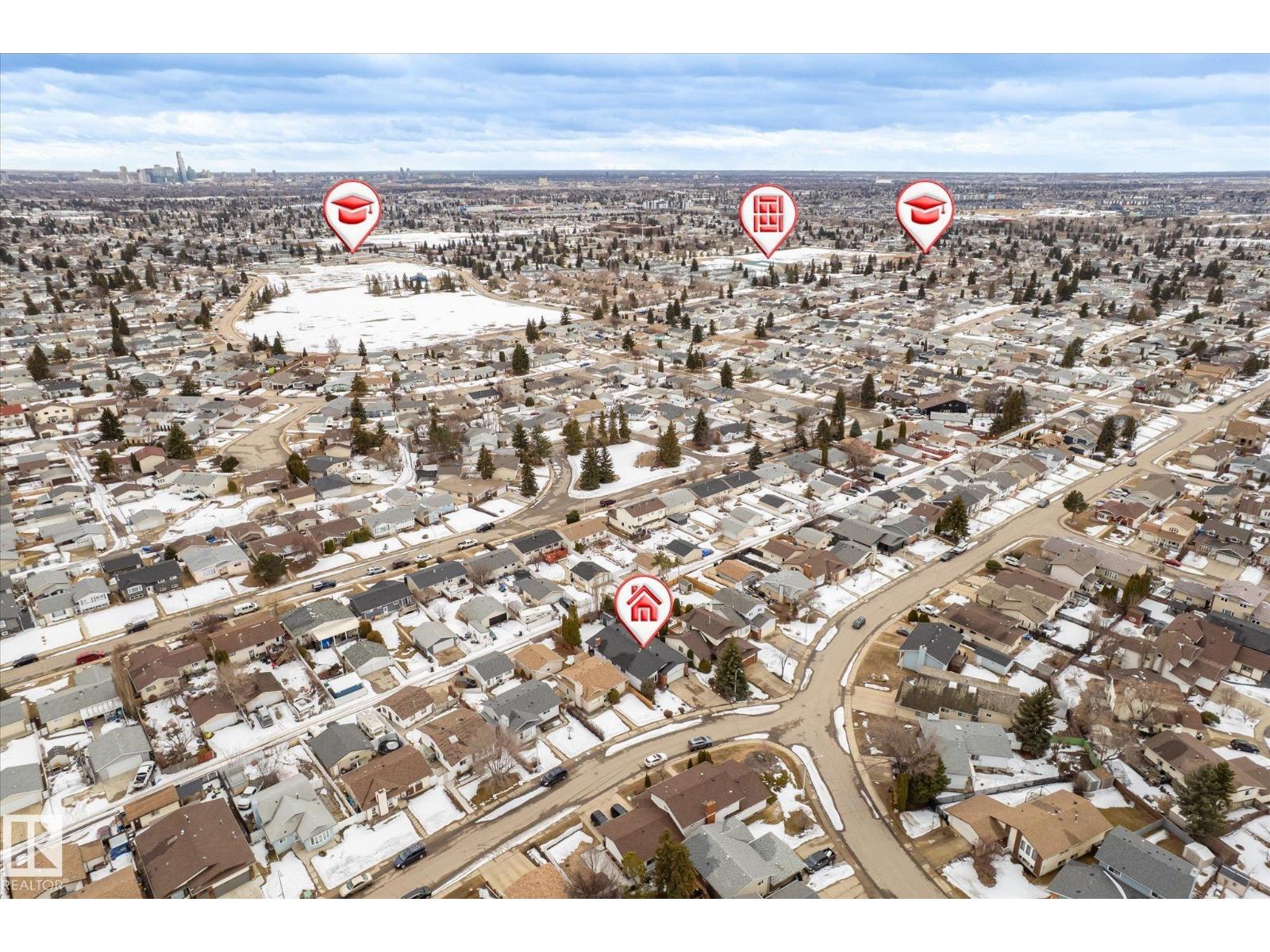 8427 152B AV NW, Edmonton