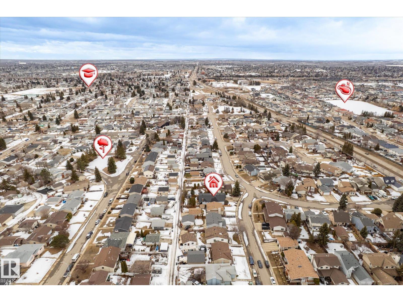 8427 152B AV NW, Edmonton