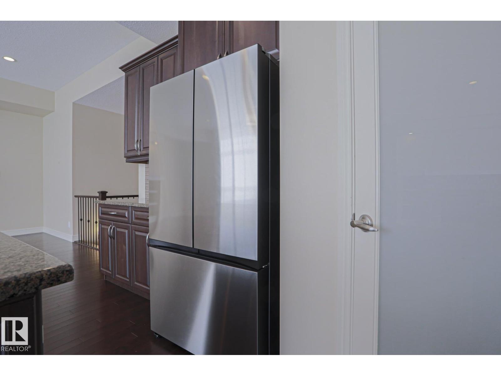 2315 ASHCRAFT CAPE CA SW, Edmonton